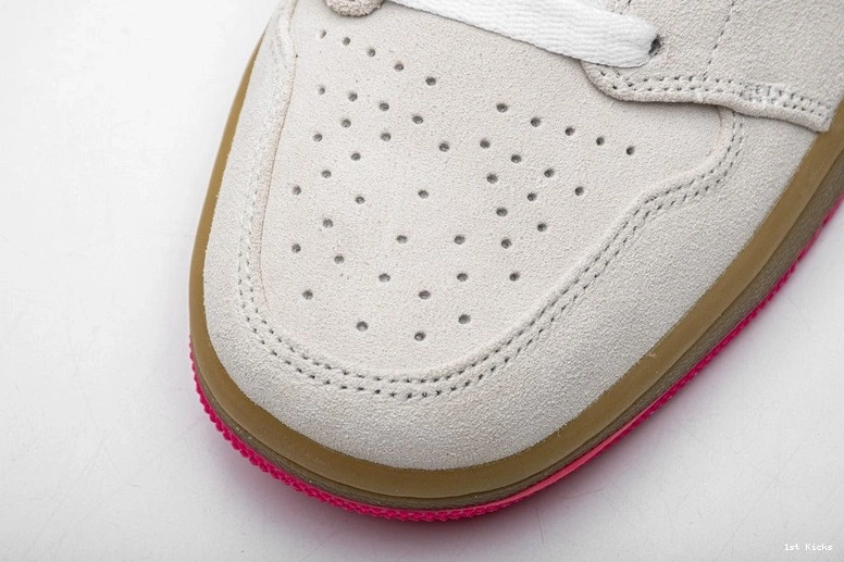 Pink Jordan Gum Hyper 553558-119  1 Low White 0308